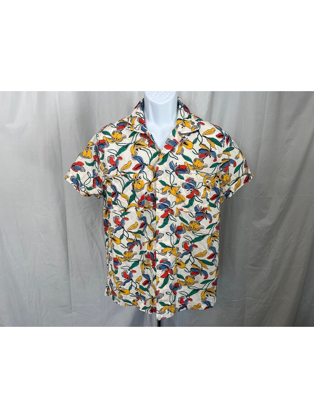 J. Crew Men's Ivory w/ Multicolor Detail Loop Collar s/s Shirt Medium M